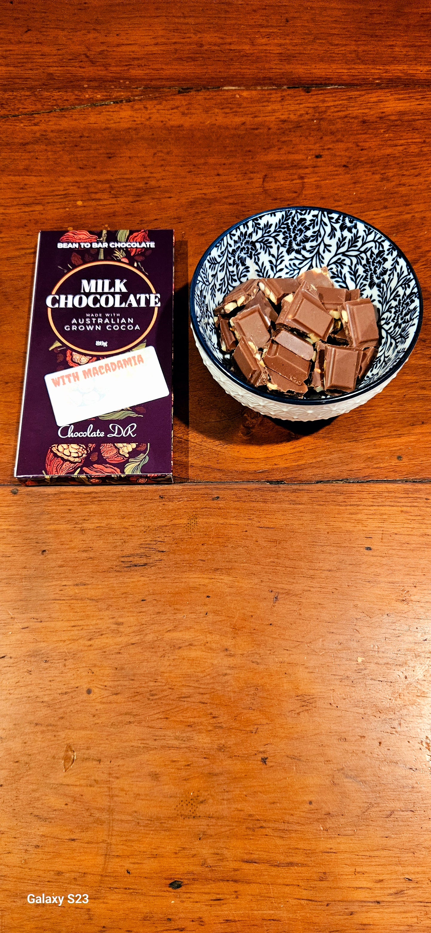 Handcrafted Roasted Macadamia Chocolate Bar