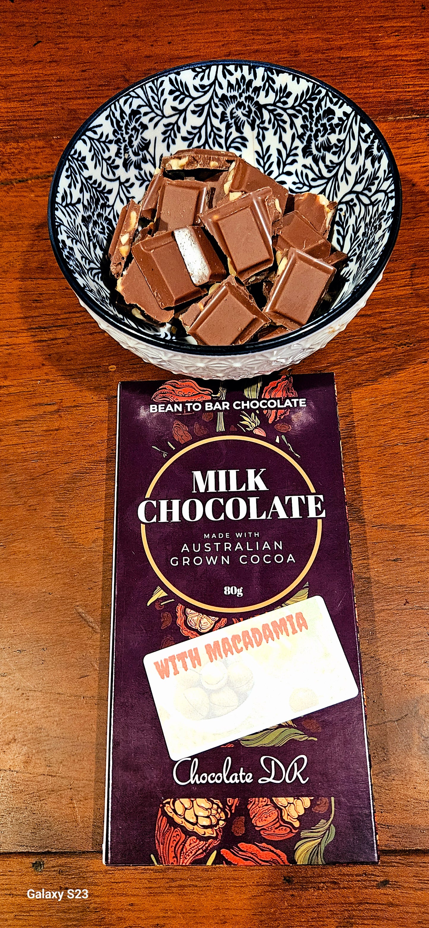 Handcrafted Roasted Macadamia Chocolate Bar